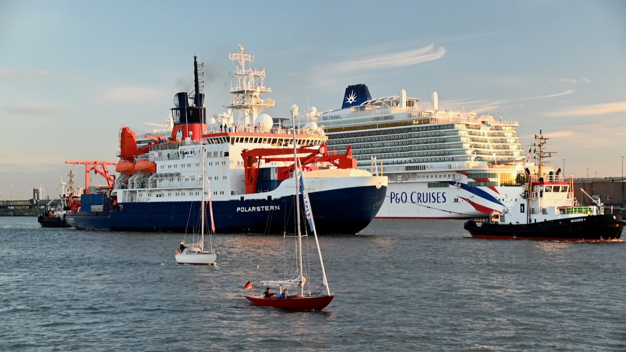 Forschungseisbrecher Polarstern (Foto: Ankerherz Archiv)