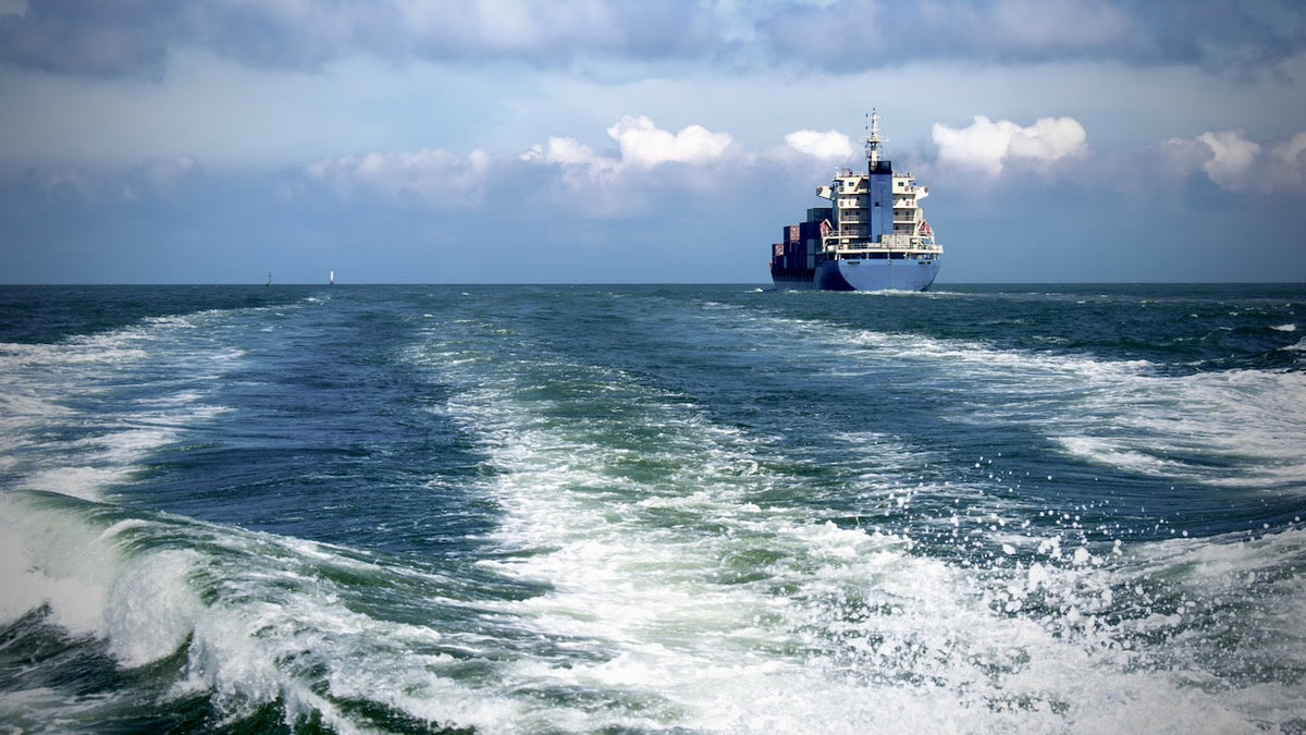 Schmuggler werfen Drogenpakete in Nordsee vor Niederlande