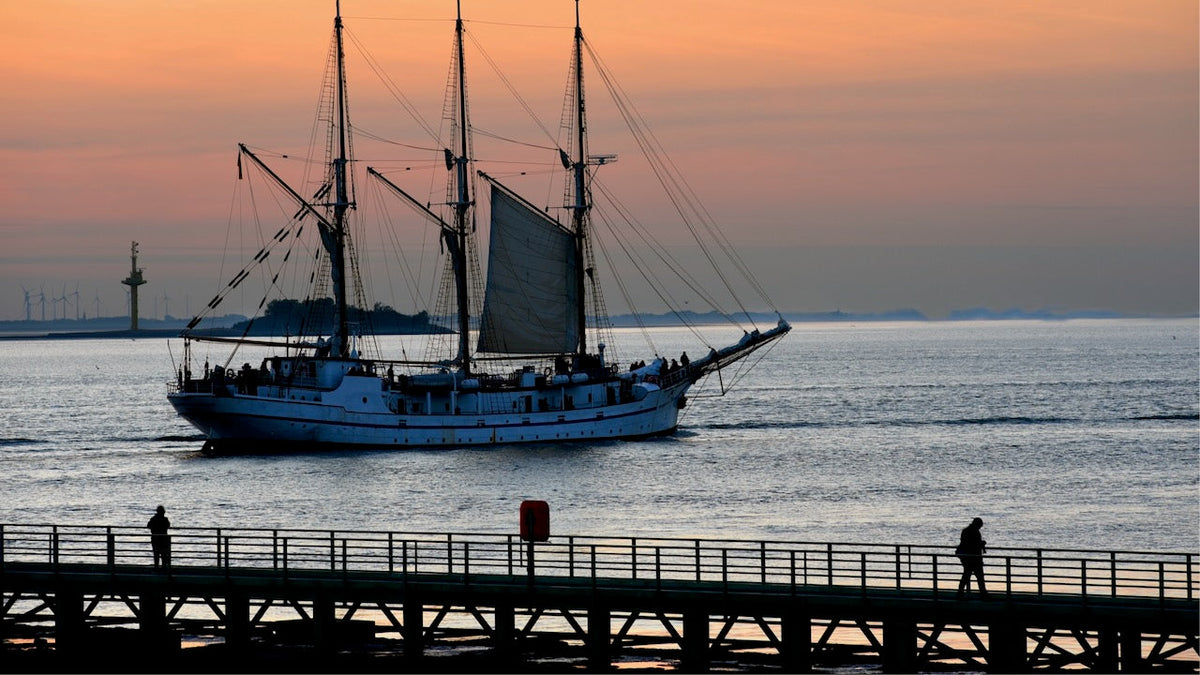 Mit einem Dreimaster auf der Nordsee und zurück in der Zeit