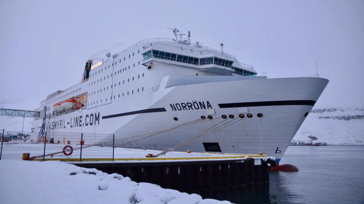 Island-Fähre nimmt wegen Coronavirus keine Passagiere mit - Ankerherz Verlag