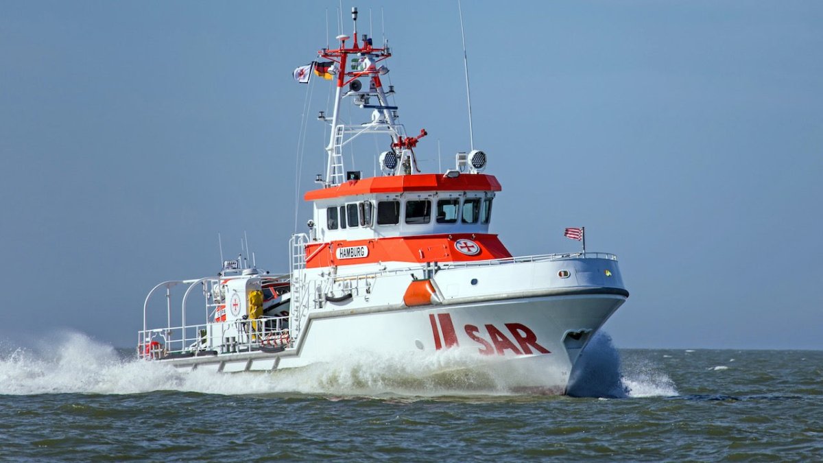 Seenotretter bergen Leiche aus der Nordsee vor Borkum - Ankerherz Verlag