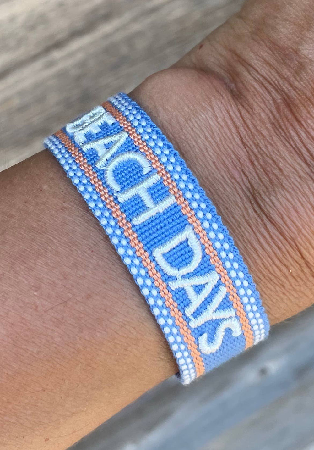 Armband Beach Days — Gewebt, größenverstellbar