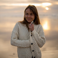Breaffy Aran Strickjacke für Damen, Oat | ankerherz.de