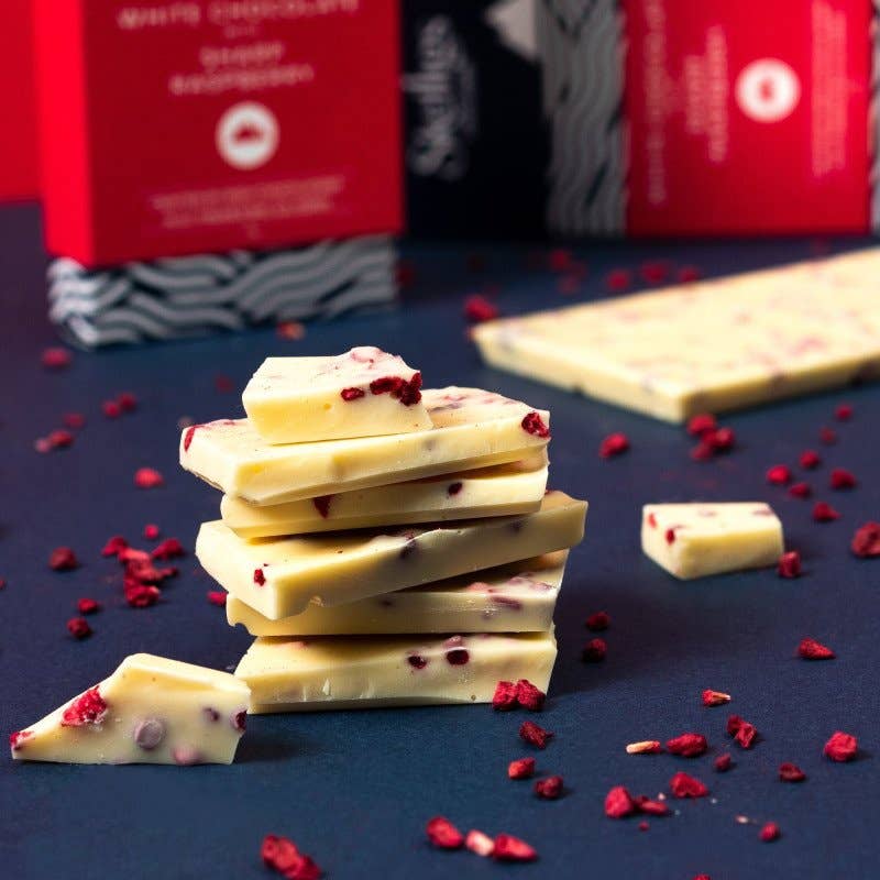 Skelligs Weiße Schokolade mit scharfen Himbeerstücken